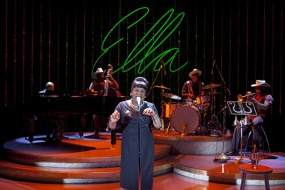 George Caldwell, Cliff Kellam, Tina Fabrique, Rodney Harper and Ron Haynes. Photo