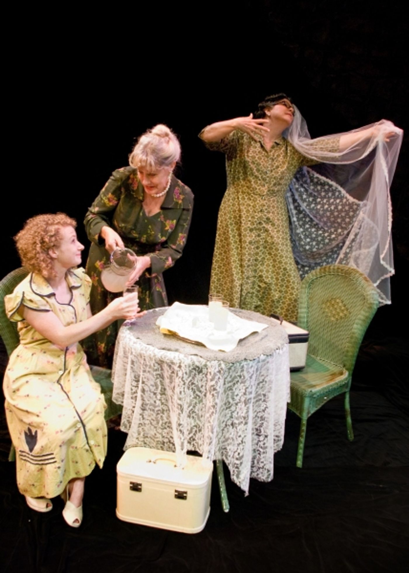Photo Flash: WEDDING BELLES Opens at Taproot  Image