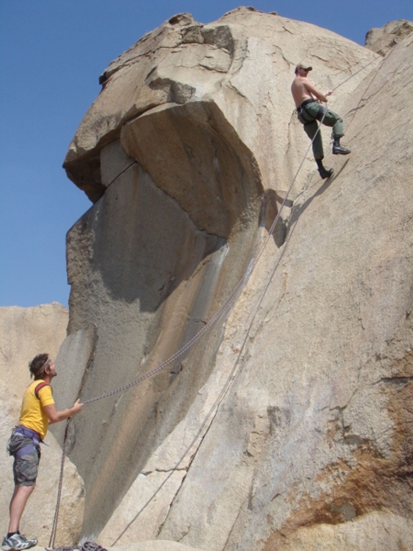 Photo Flash: Actors Rock Climb in Preparation for Underground Theater's Premiere of K2  Image
