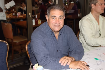 Dan Lauria  Photo
