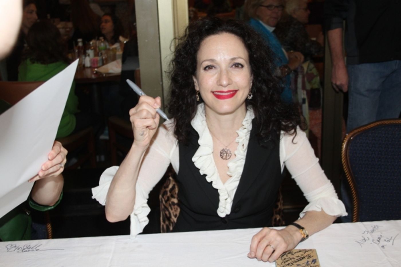 Photo Coverage: 2010 BC/EFA Flea Market - Celebrity Tables!  Image