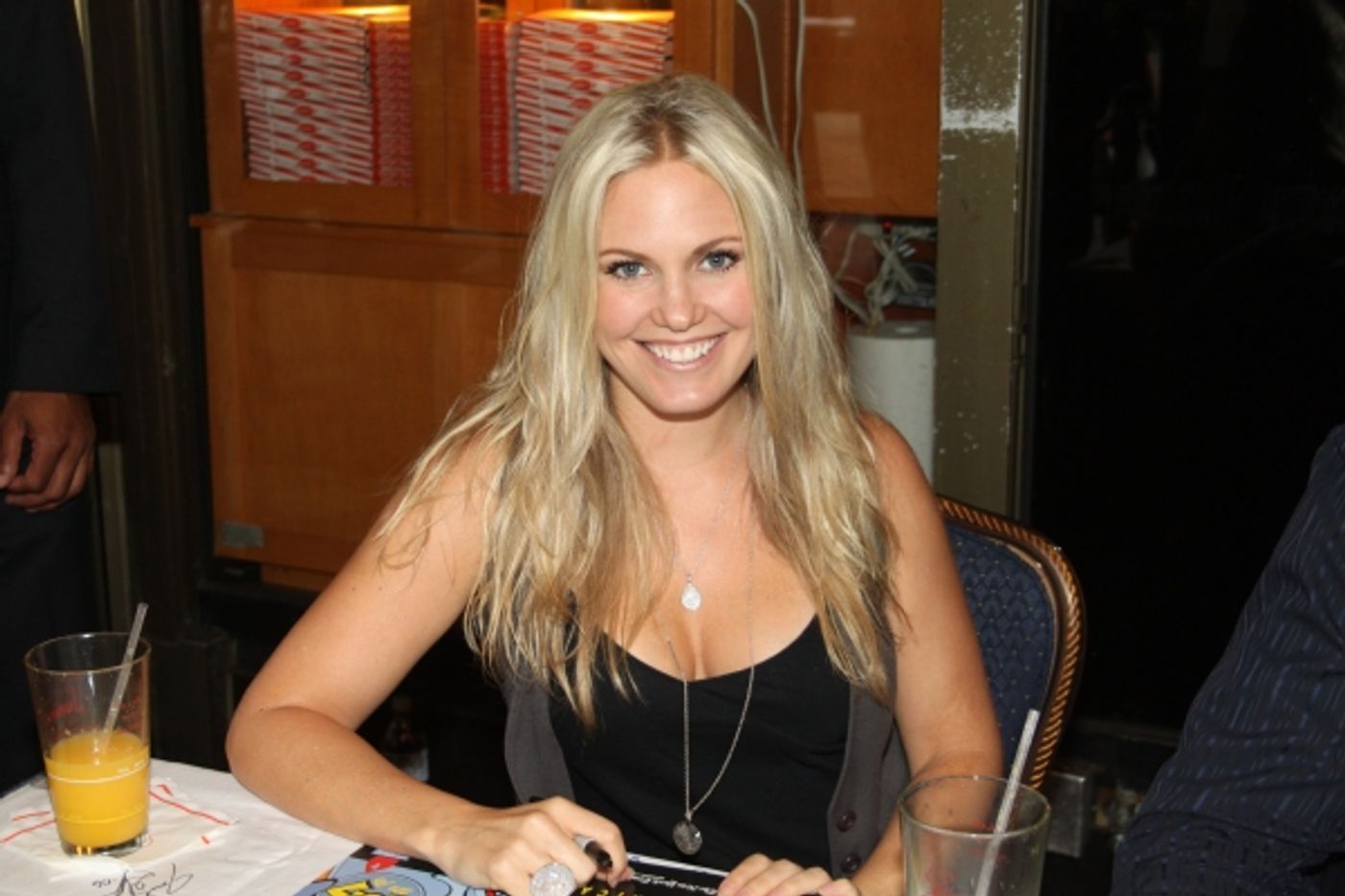 Photo Coverage: 2010 BC/EFA Flea Market - Celebrity Tables!  Image