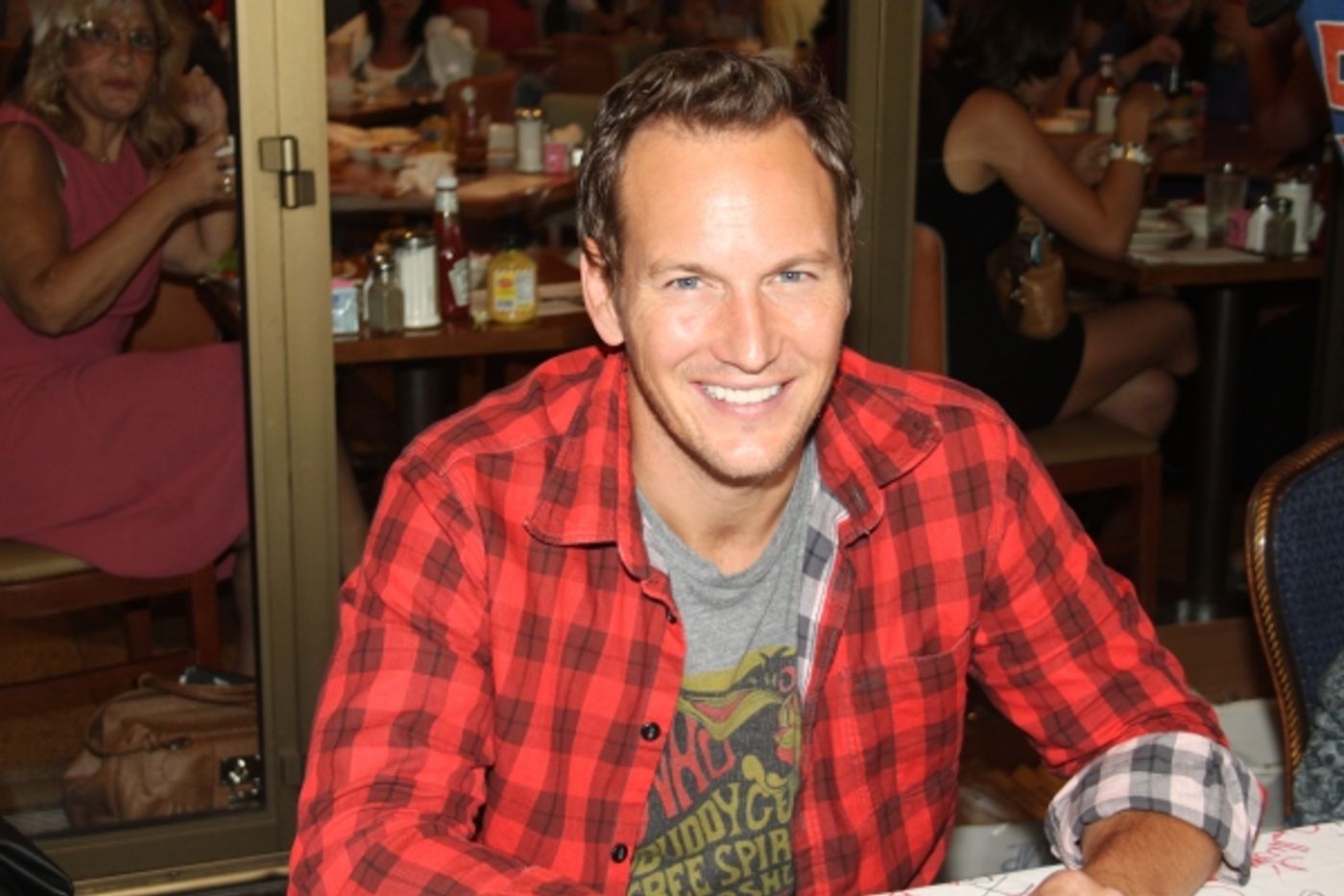 Photo Coverage: 2010 BC/EFA Flea Market - Celebrity Tables!  Image