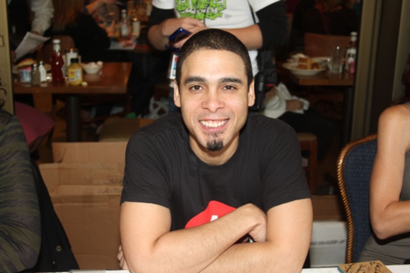 Photo Coverage: 2010 BC/EFA Flea Market - Celebrity Tables!  Image