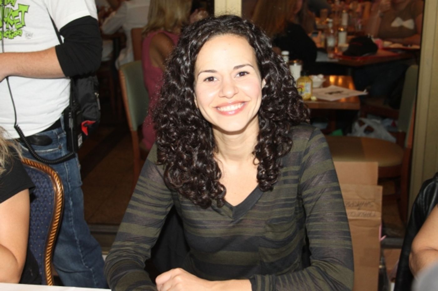 Photo Coverage: 2010 BC/EFA Flea Market - Celebrity Tables!  Image