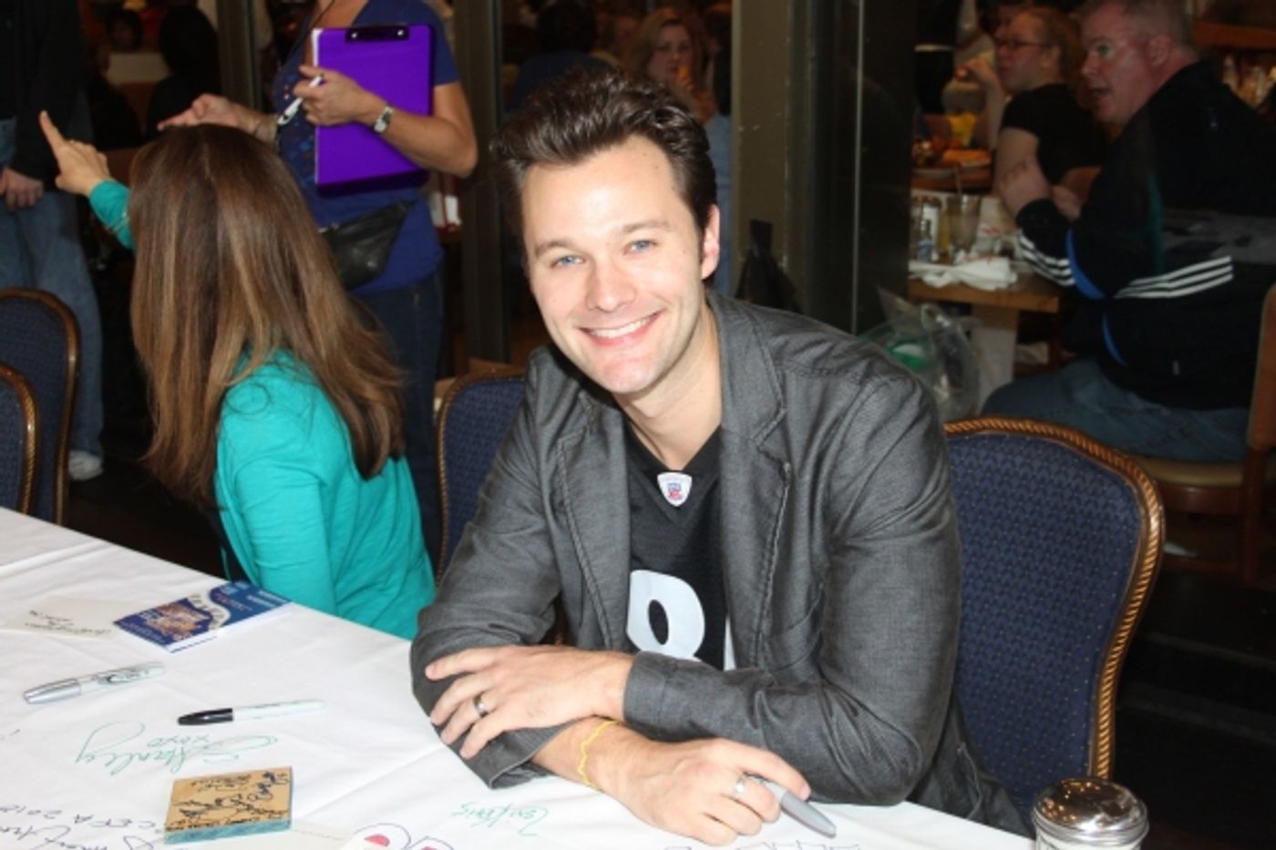 Photo Coverage: 2010 BC/EFA Flea Market - Celebrity Tables!  Image