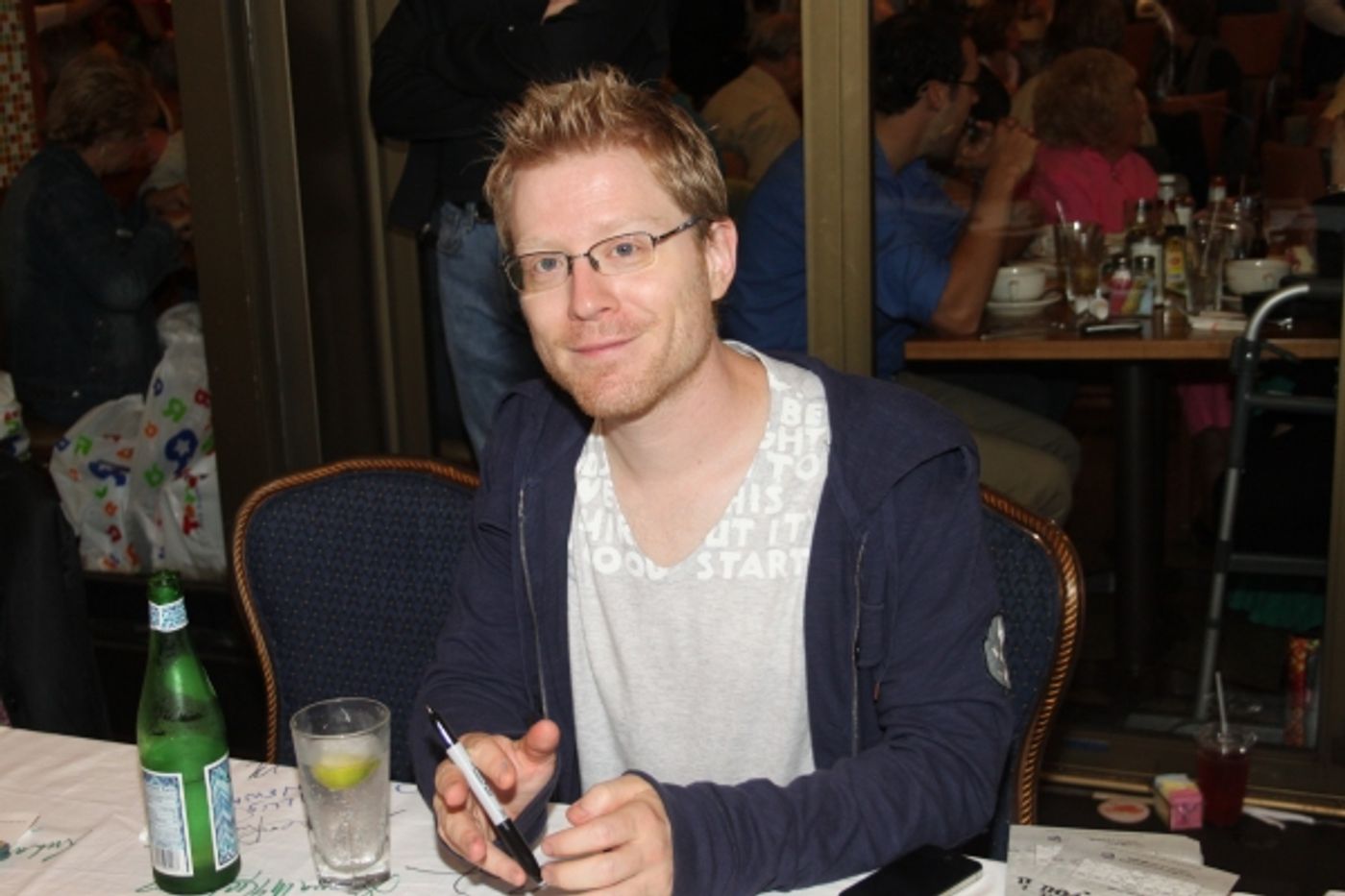 Photo Coverage: 2010 BC/EFA Flea Market - Celebrity Tables!  Image
