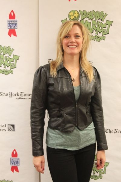 Elizabeth Stanley  Photo