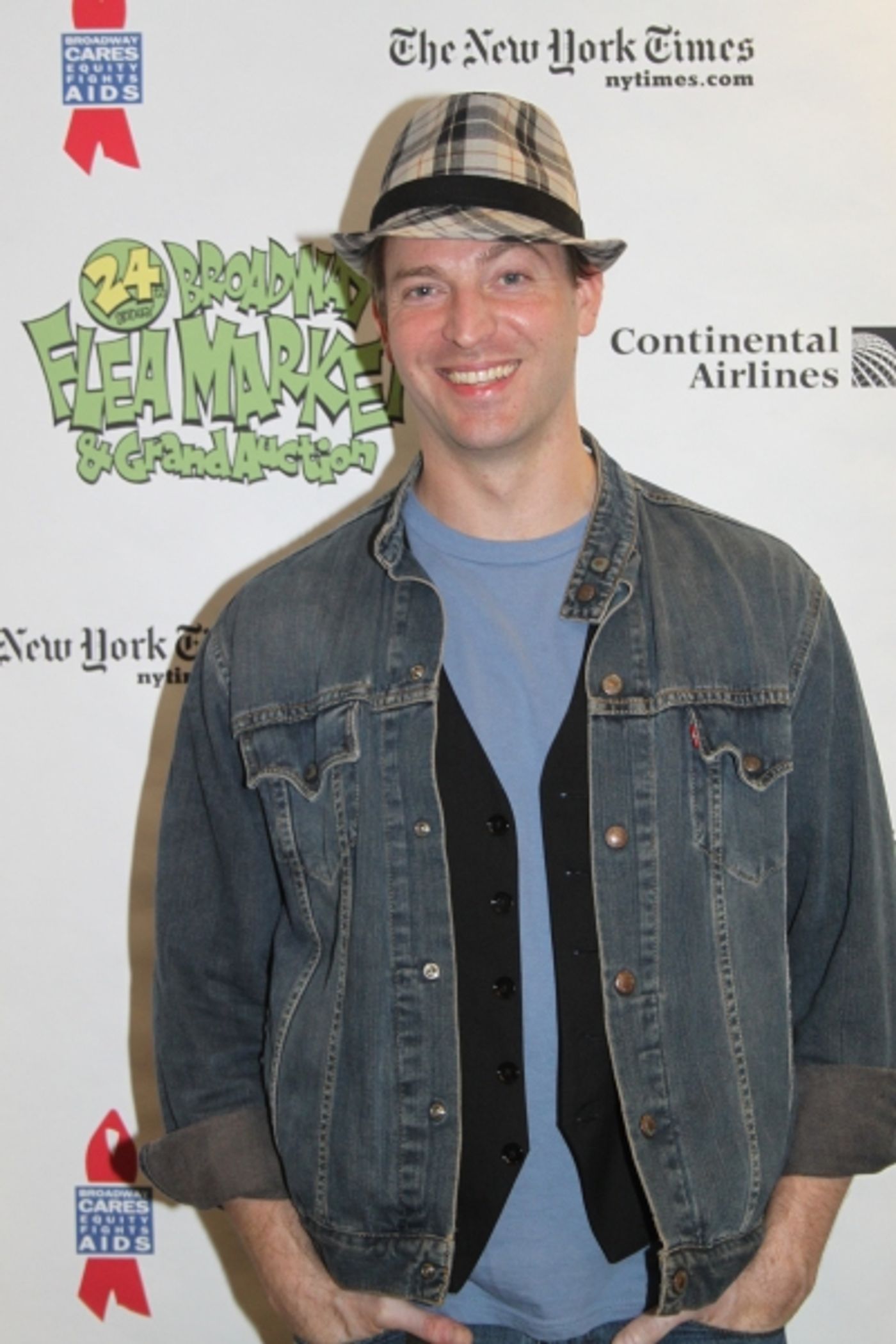 Photo Coverage: 2010 BC/EFA Flea Market!  Image