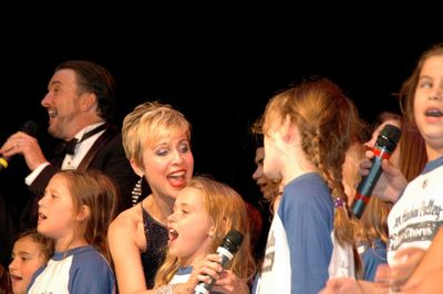 brad Little, Carter Calvert and the Lower Hudson Valley Youth Chorus Photo