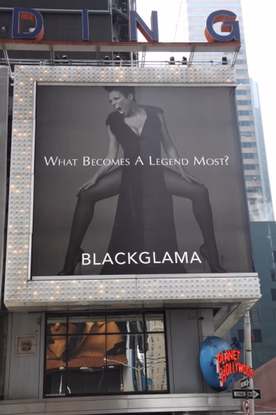 Photo Coverage: Janet Jackson - What becomes a Legend Most Billboard Image