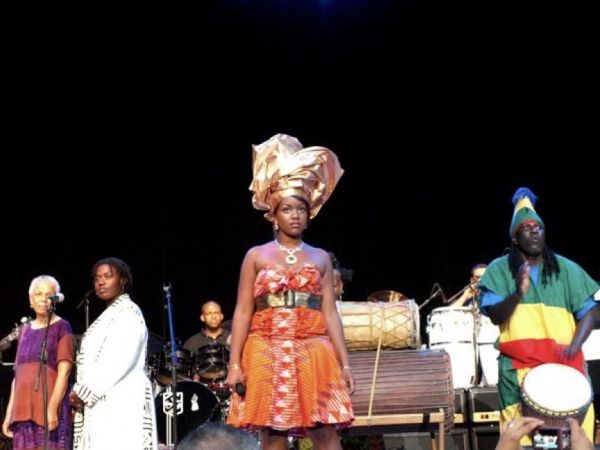 Rayshon Martin, Refi Doremi Photo