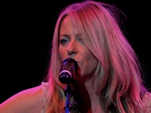 Deana Carter Photo