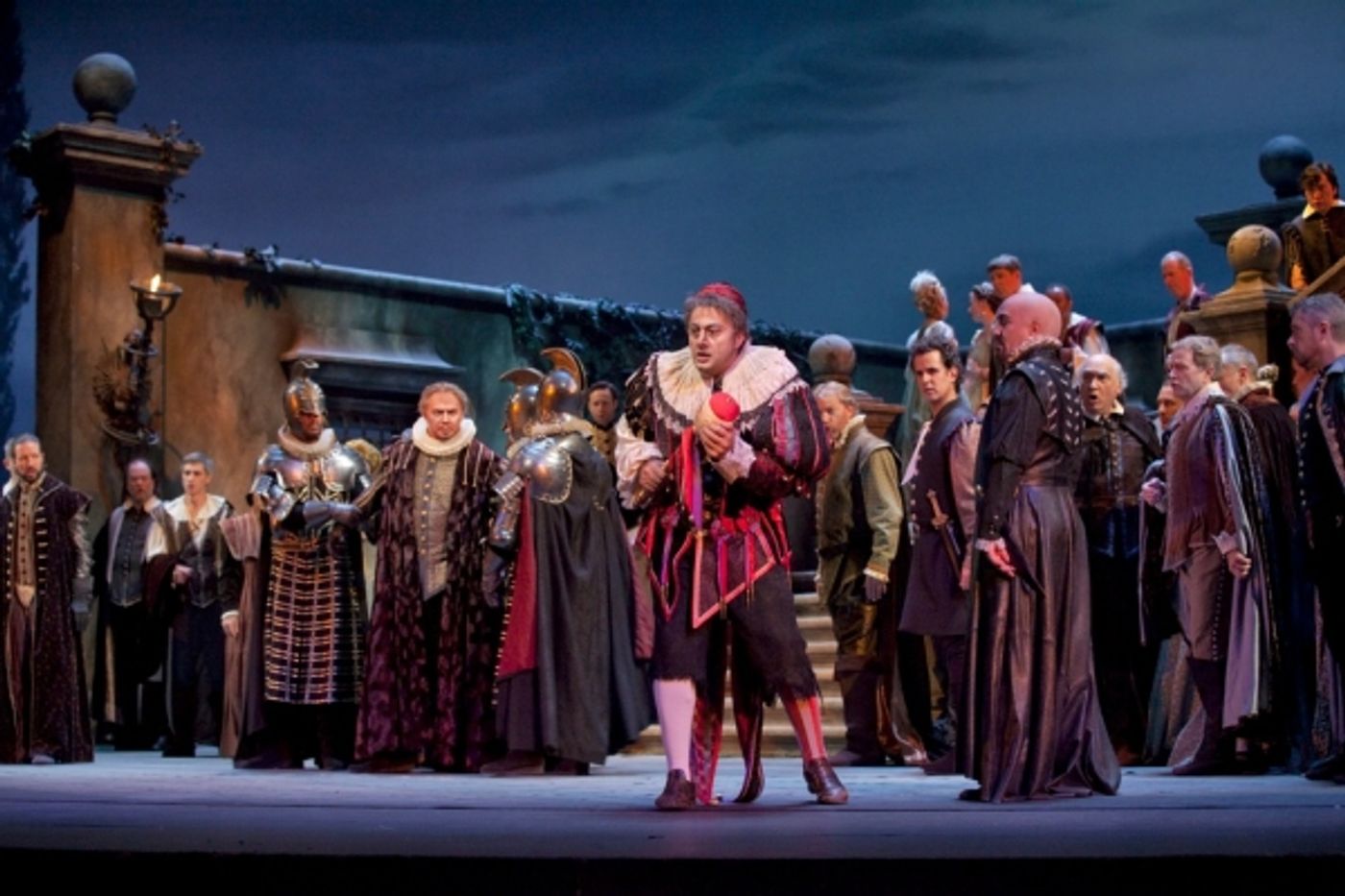 Photo Flash: RIGOLETTO Opens at the Met  Image