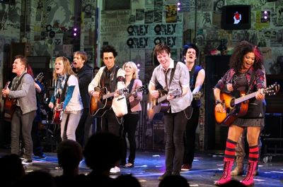 Billie Joe Armstrong and the AMERICAN IDIOT Company Photo