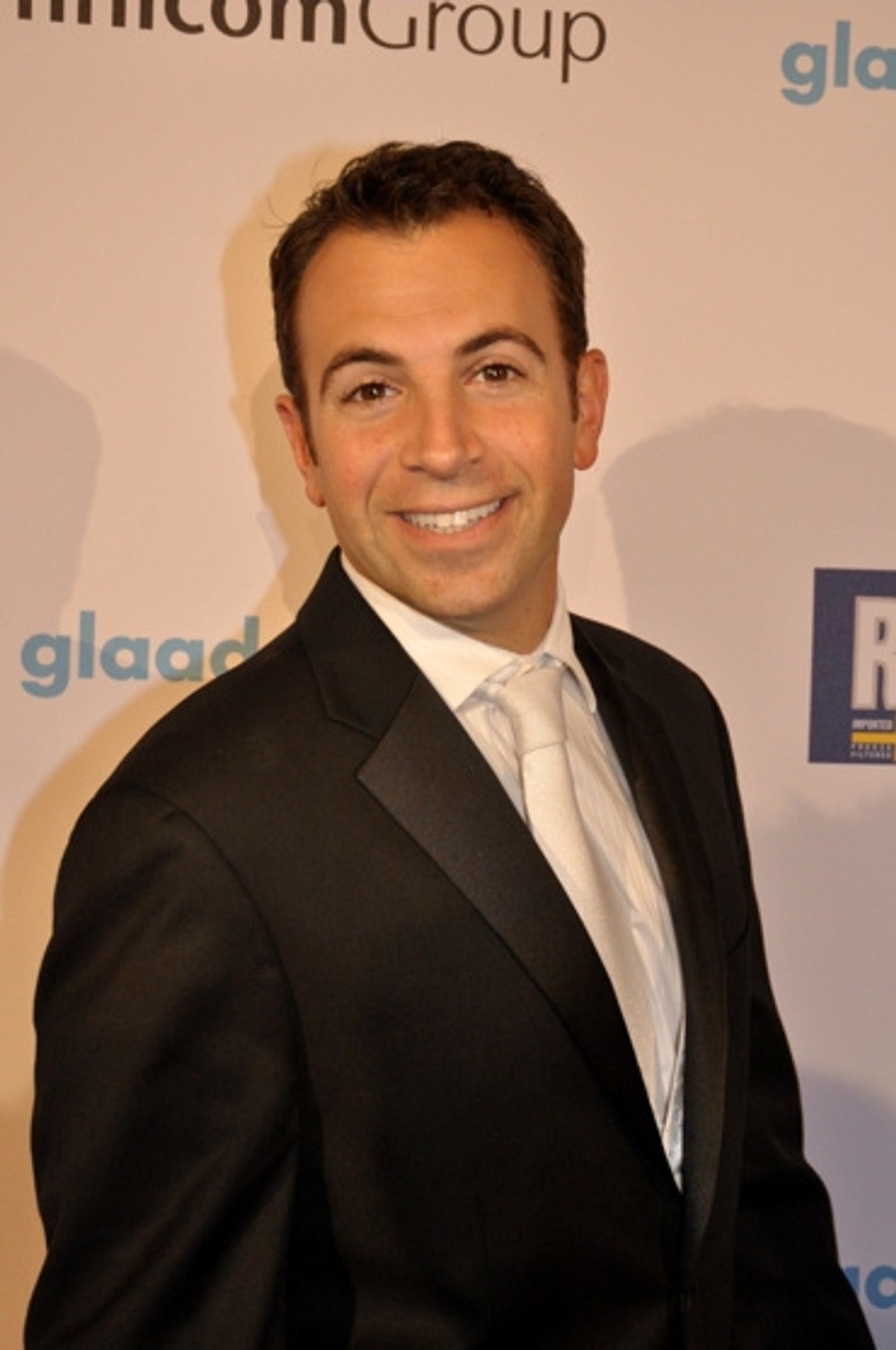 Photo Coverage: Batt and More at the 2010 GLAAD Media Awards  Image