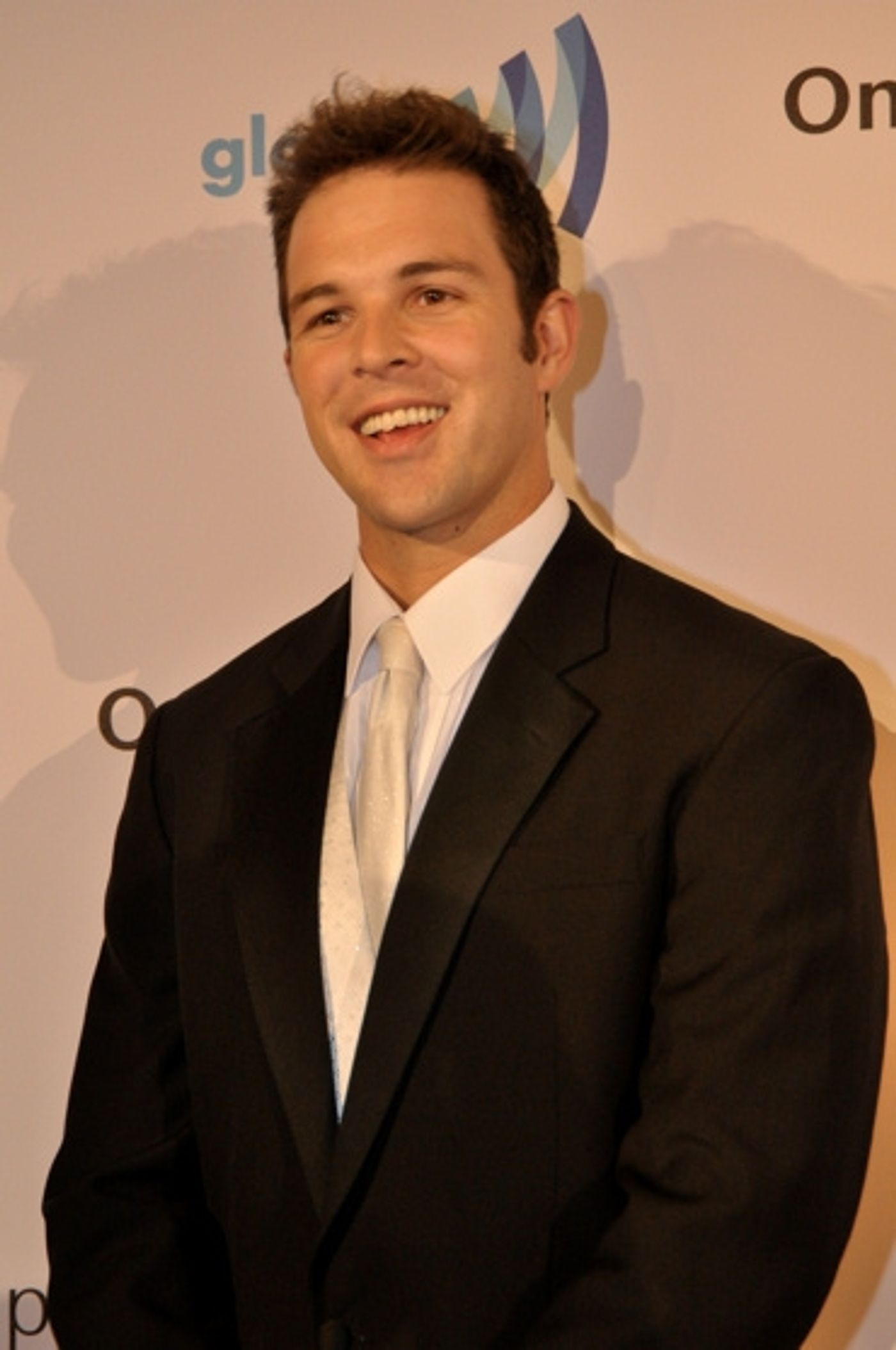 Photo Coverage: Batt and More at the 2010 GLAAD Media Awards  Image