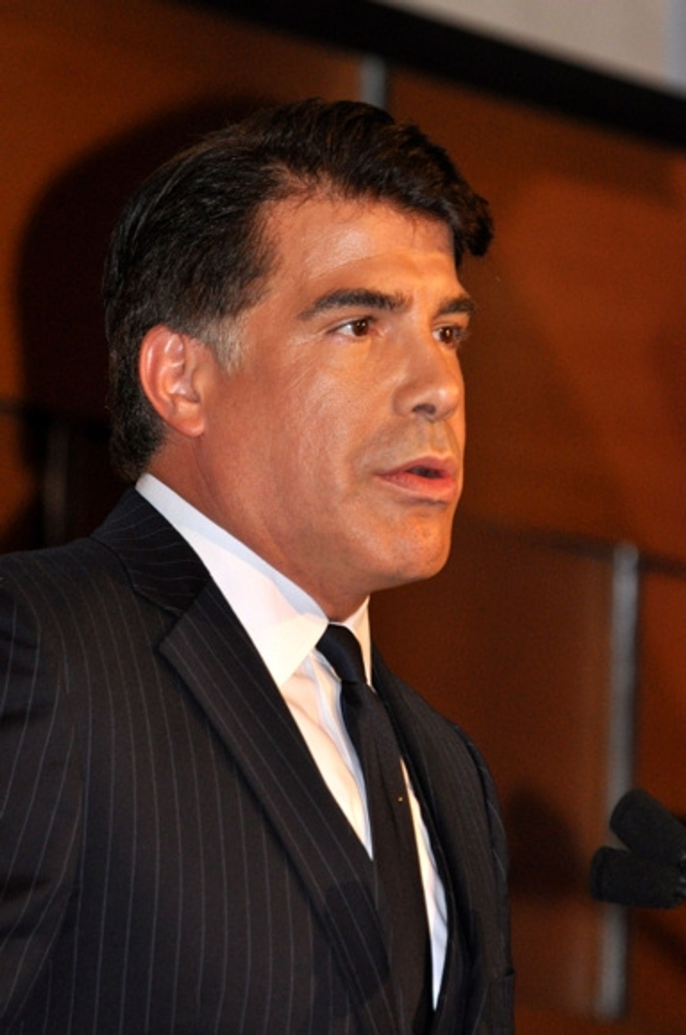 Photo Coverage: Batt and More at the 2010 GLAAD Media Awards  Image