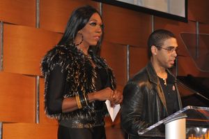 Bebe Zahara Benet and Wilson Jermaine Heredia announce the winner of Interactive Camp Photo