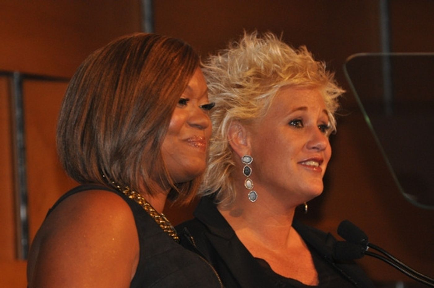 Photo Coverage: Batt and More at the 2010 GLAAD Media Awards  Image