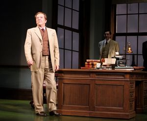 Edward Hibbert Photo