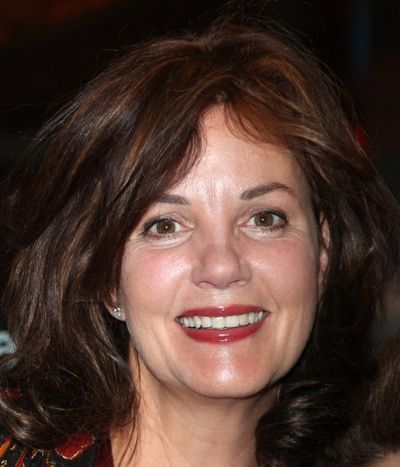 Margaret Colin Photo