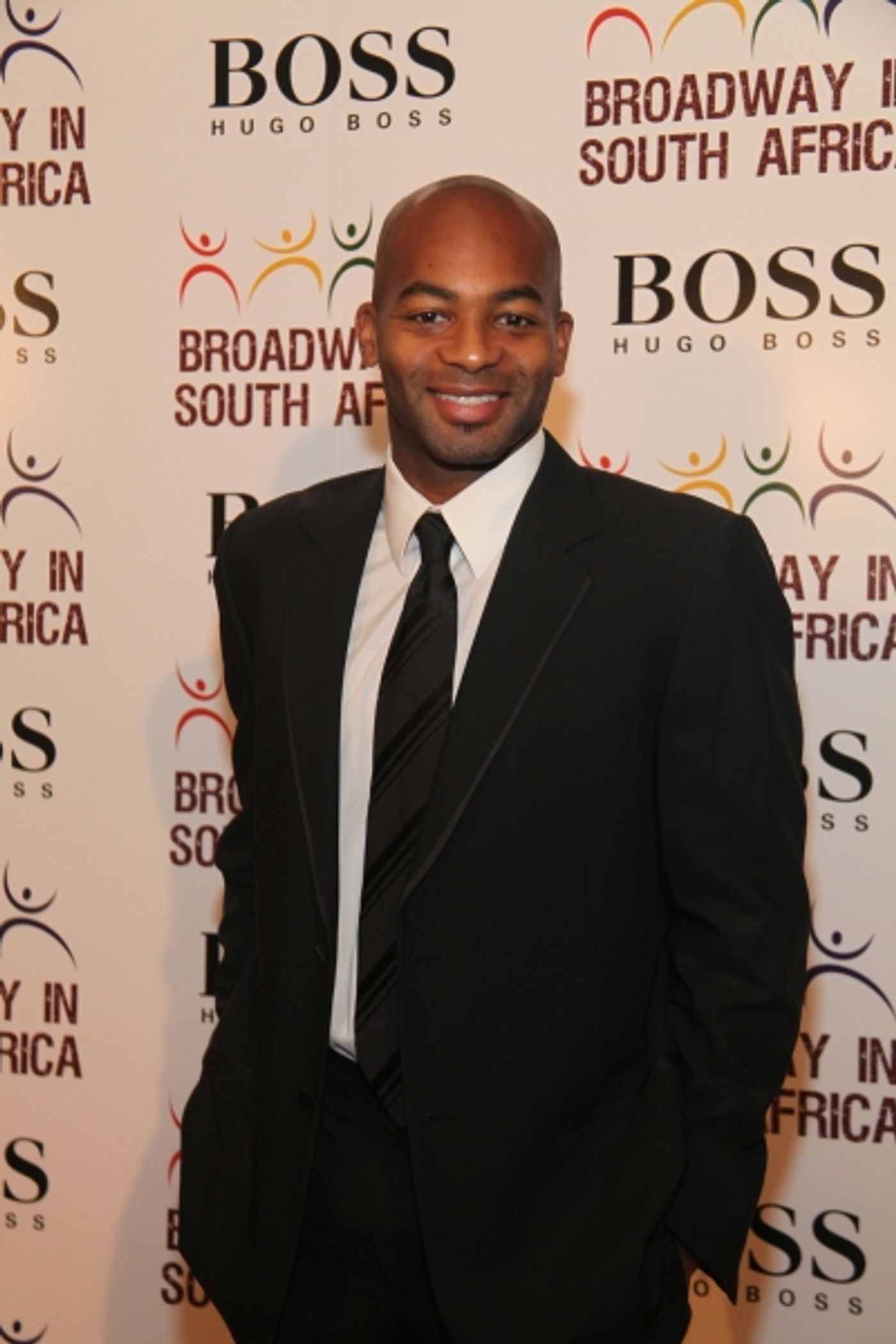 Photo Coverage: Cox, Ripley & More Honor Broadway in South Africa  Image