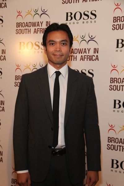 Jose Llana Photo