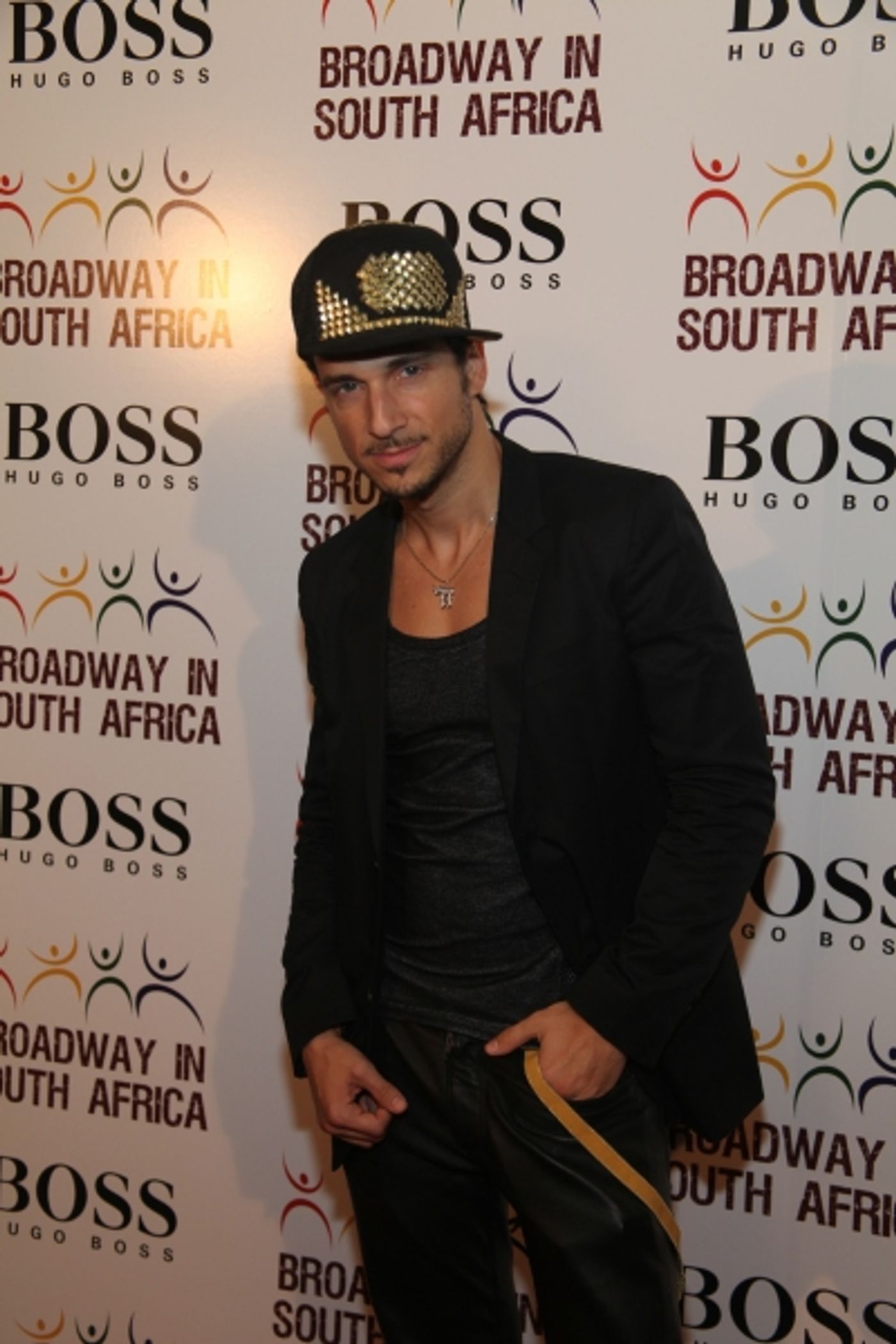 Photo Coverage: Cox, Ripley & More Honor Broadway in South Africa  Image