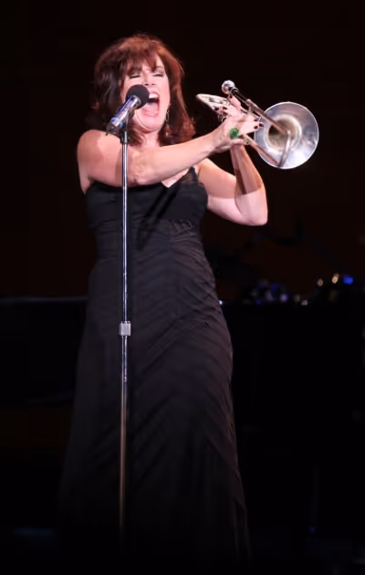 Debbie Gravitte Photo