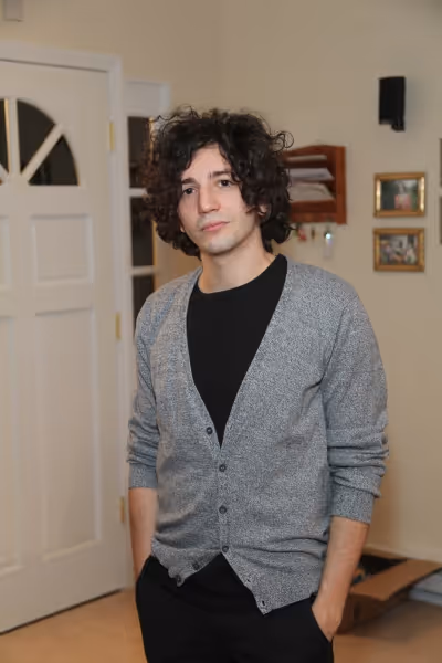 John Magaro Photo