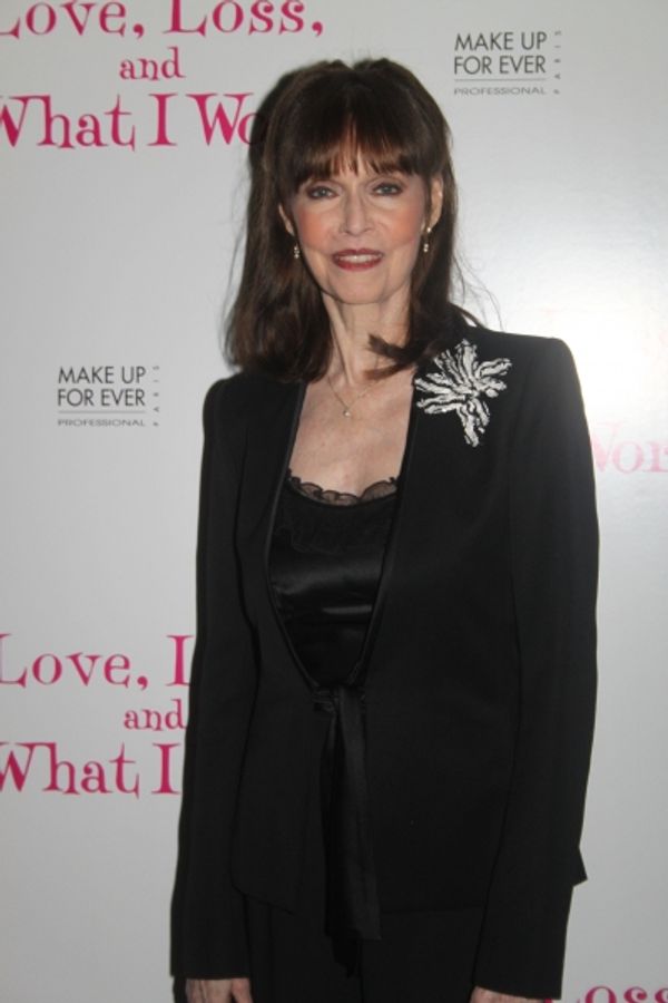 Barbara Feldon
 Photo