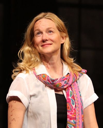 Laura Linney Photo