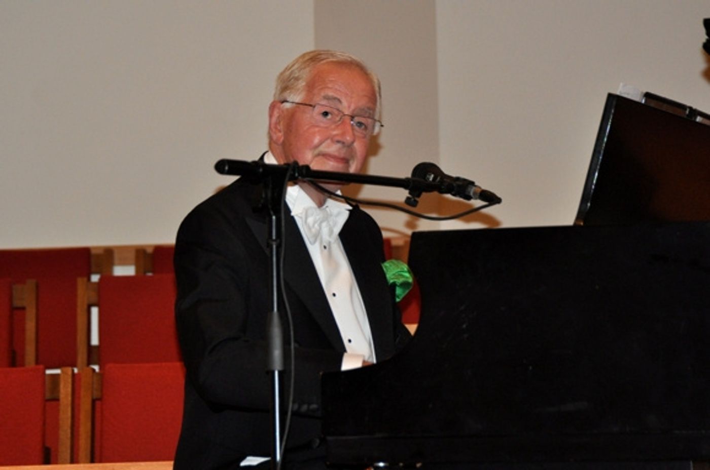 Photo Coverage: Anthony Kearns Plays Calvary United Methodist Church  Image
