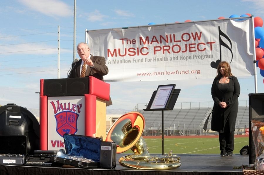 Photo Flash: Manilow Music Project Donates Instruments In Vegas Image