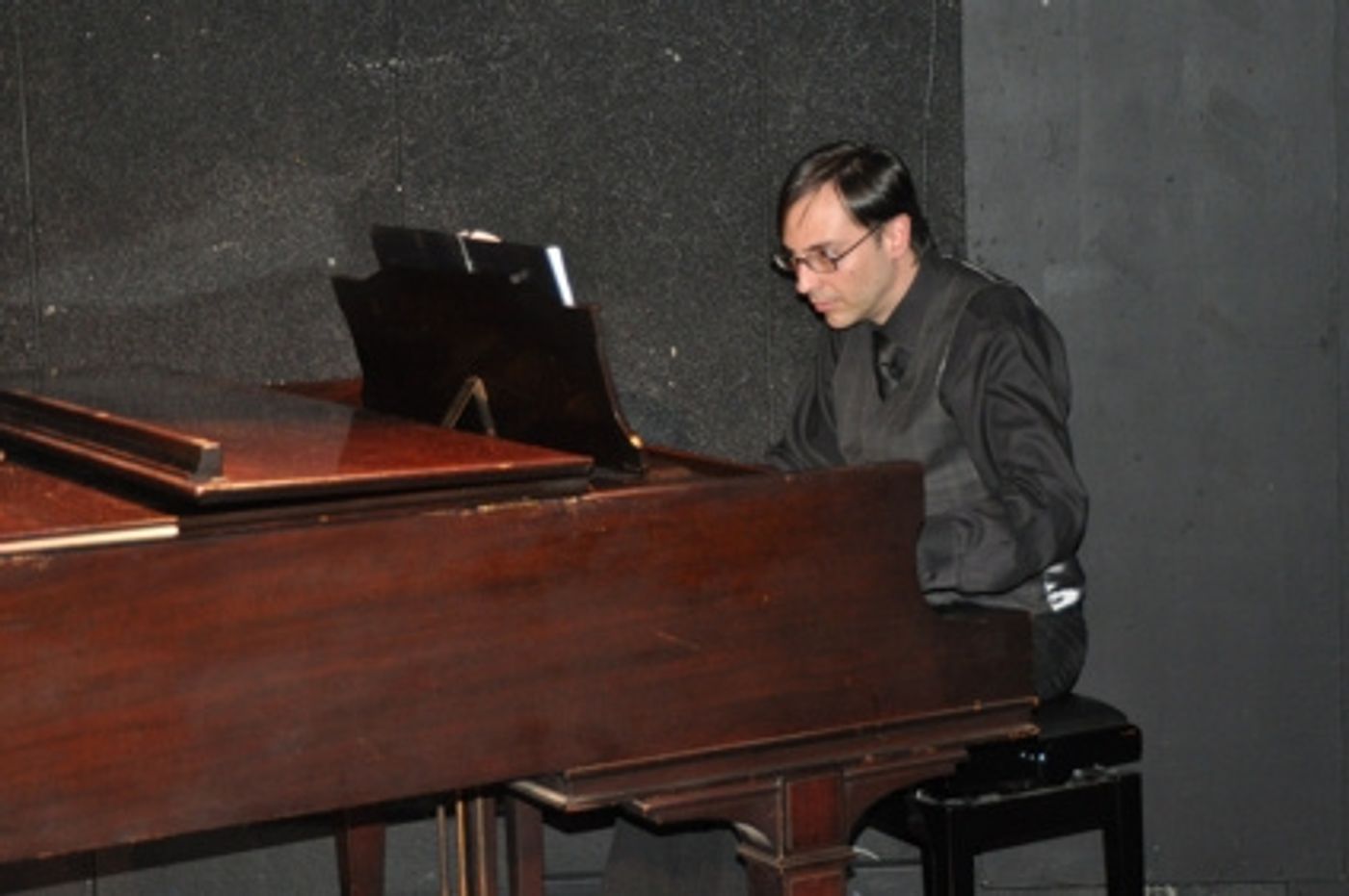 Photo Coverage: Musicals in Mufti-I Remember Mama  Image