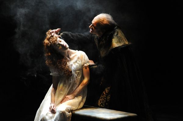 Sofia Jean Gomez & Anthony Marble Photo