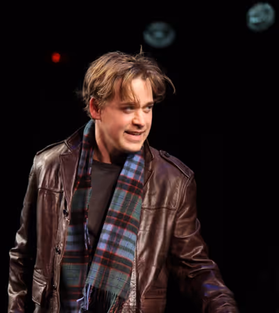 T.R. Knight Photo