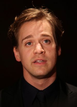T.R. Knight  Photo