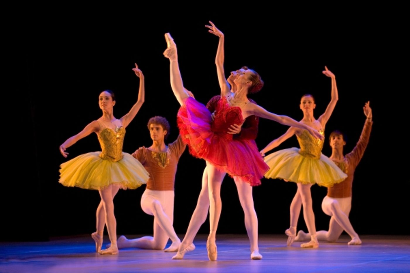 Photo Flash: Corella Ballet's Castilla y Leon  Image