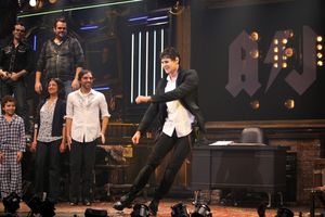 Benjamin Walker and the Cast! Photo