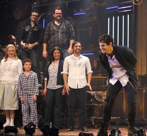 Benjamin Walker and the cast!
 Photo