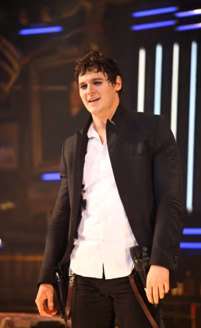 Benjamin Walker Photo
