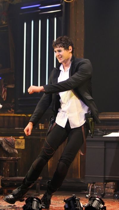 Benjamin Walker Photo
