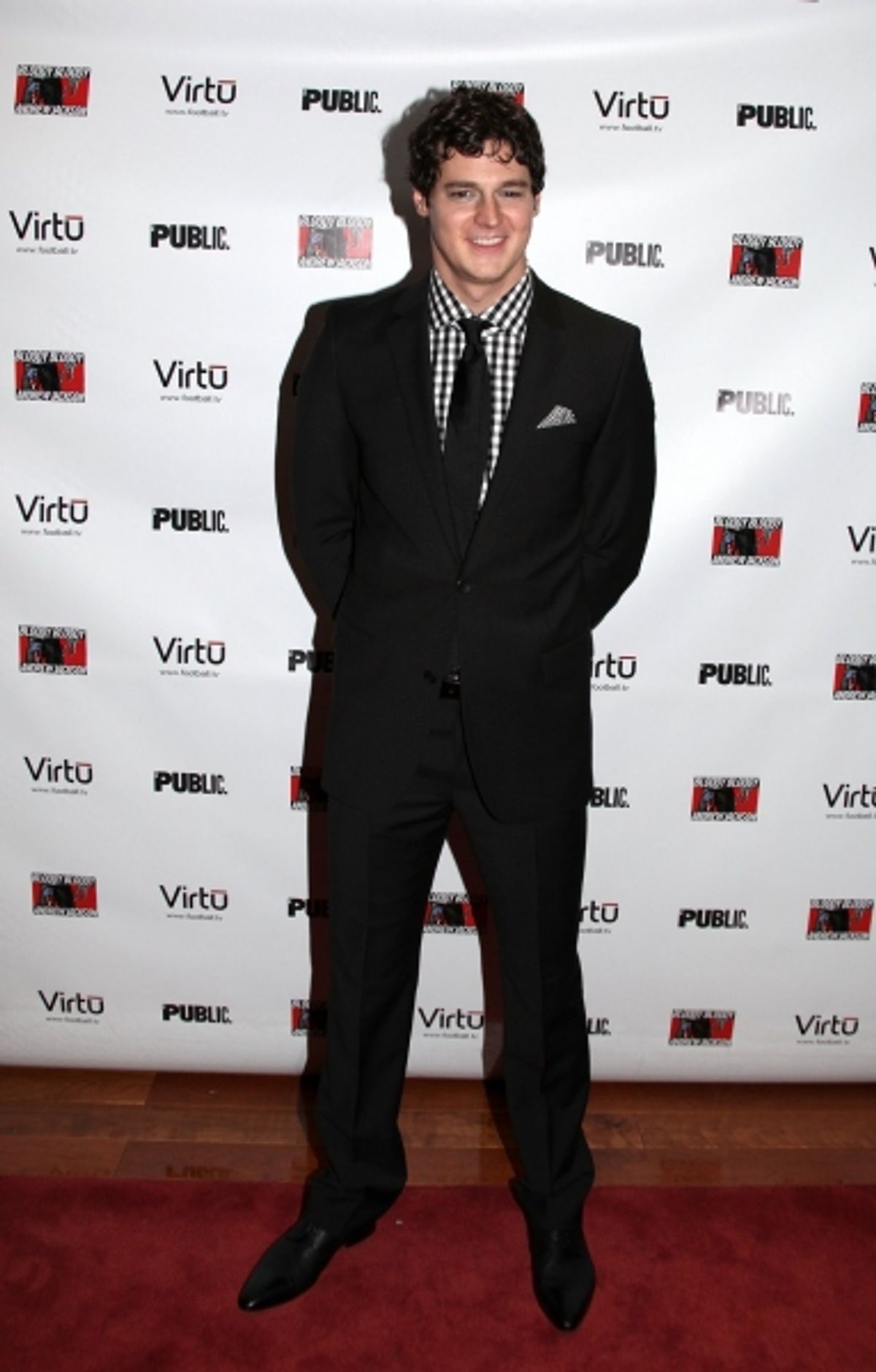 Benjamin Walker
 at 