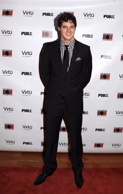 Benjamin Walker
 Photo