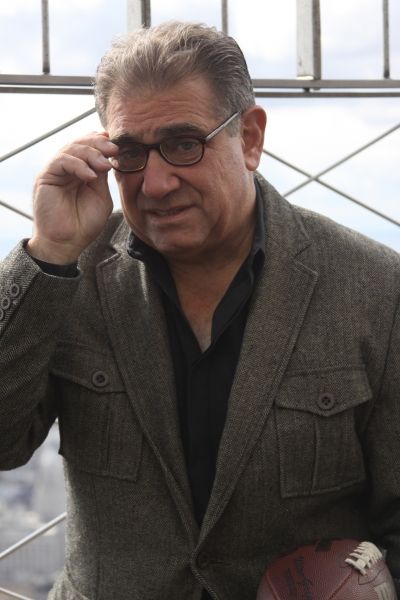 Dan Lauria  Photo