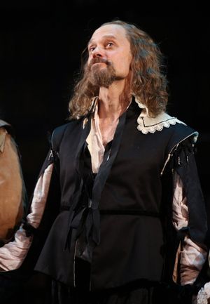 David Hyde Pierce Photo