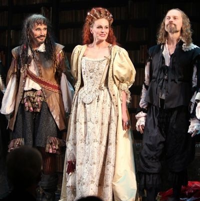 Joanna Lumley, Mark Rylance and David Hyde Pierce Photo