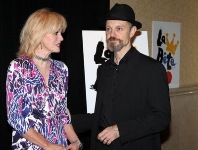 Joanna Lumley and David Hyde Pierce Photo